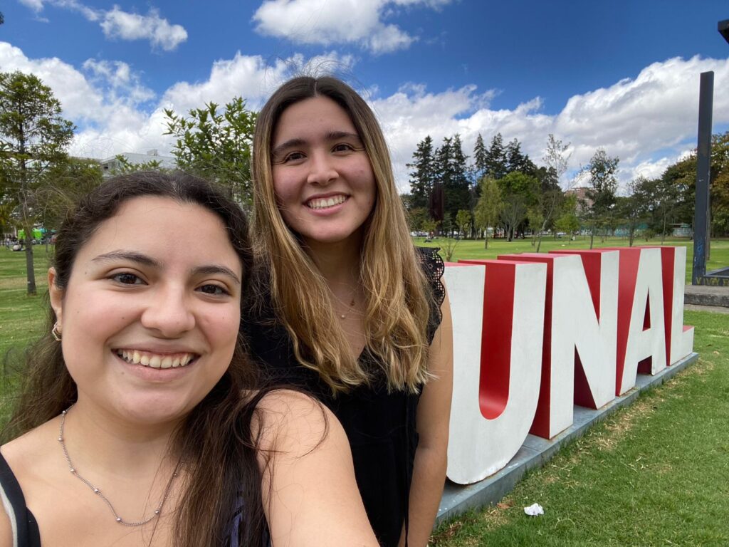 Una experiencia incomparable Estudiantes de Odontología UC realizan